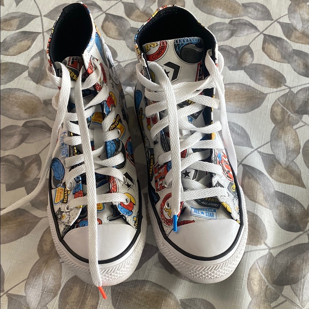 Colorful High-Top Sneakers - Picture 3 of 9